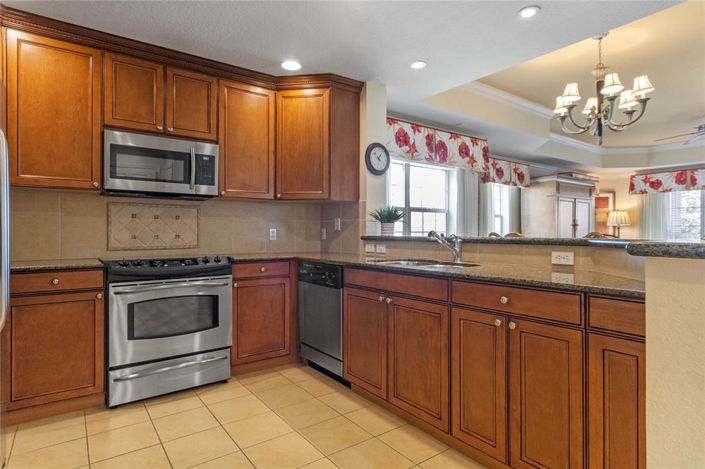 Image No.5-3 Bed Property for sale