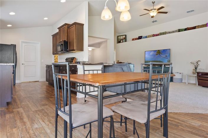 Image No.17-3 Bed Property for sale