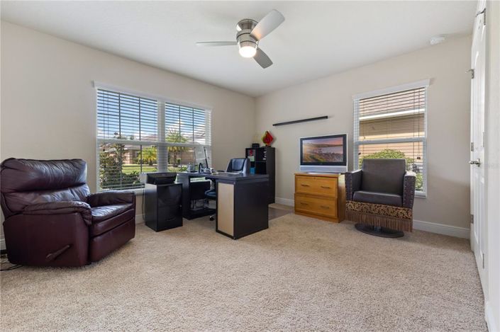 Image No.25-3 Bed Property for sale