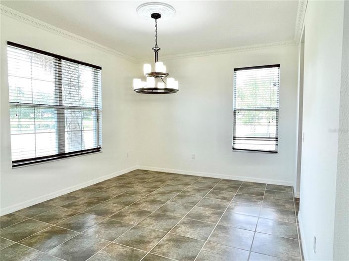 Image No.18-5 Bed Property for sale