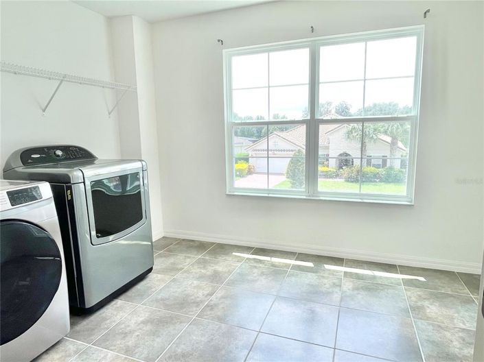 Image No.35-5 Bed Property for sale