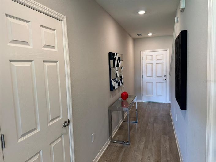 Image No.12-4 Bed Property for sale