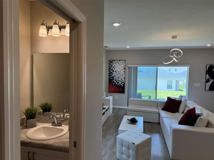 Image No.52-4 Bed Property for sale