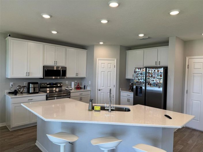 Image No.9-4 Bed Property for sale