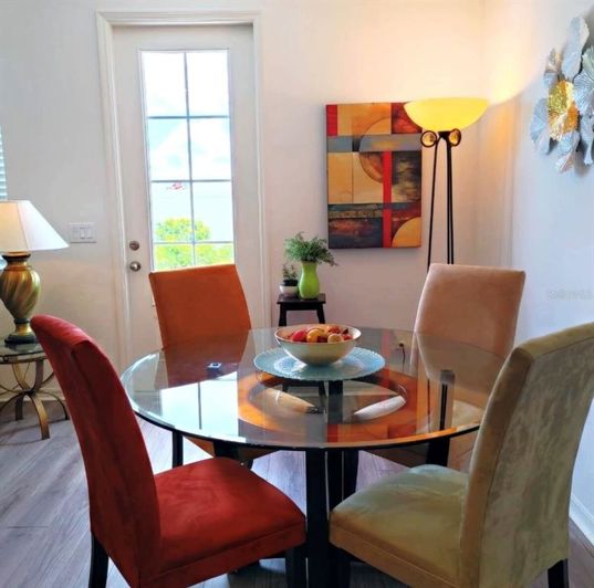 Image No.25-3 Bed Townhouse for sale