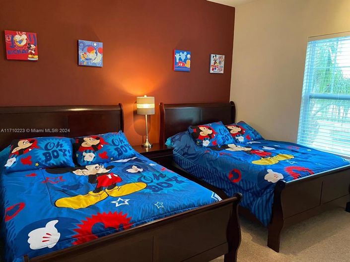 Image No.15-3 Bed Property for sale