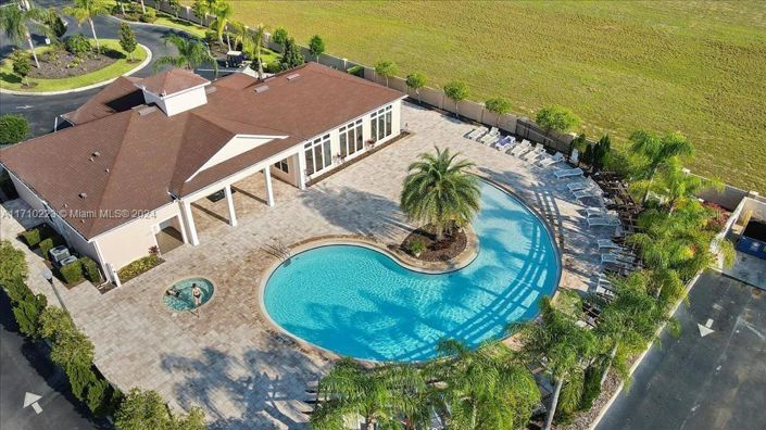 Image No.24-3 Bed Property for sale