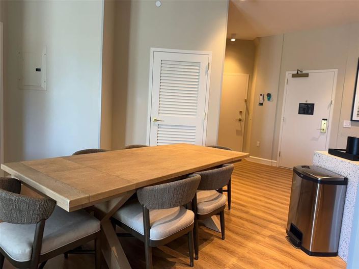 Image No.21-2 Bed Property for sale