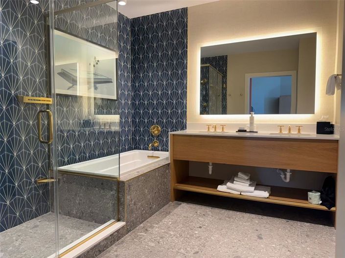 Image No.9-2 Bed Property for sale