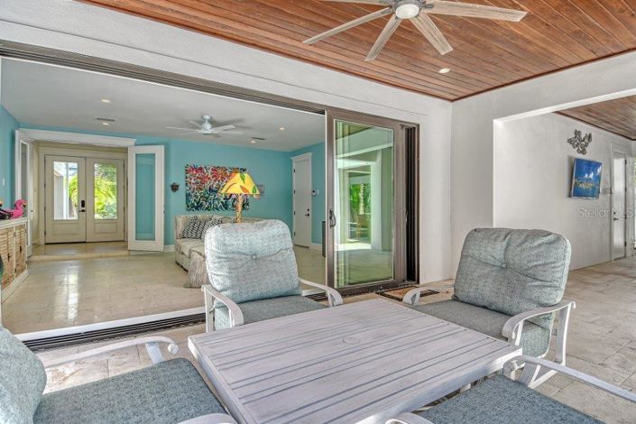 Image No.15-4 Bed Property for sale