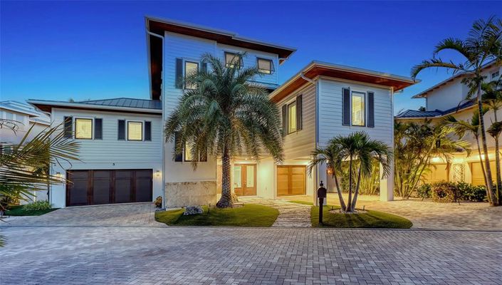 Image No.2-4 Bed Property for sale