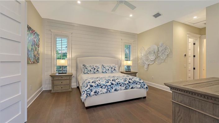 Image No.36-4 Bed Property for sale