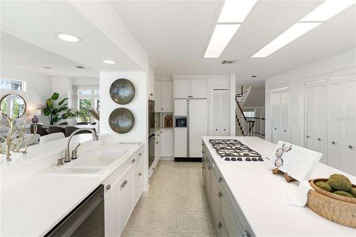 Image No.21-4 Bed Property for sale