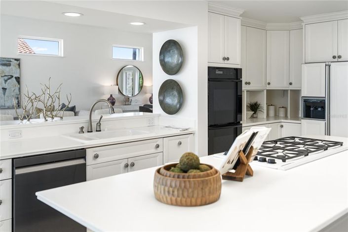 Image No.27-4 Bed Property for sale