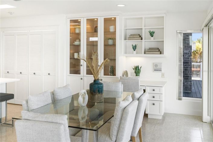 Image No.44-4 Bed Property for sale