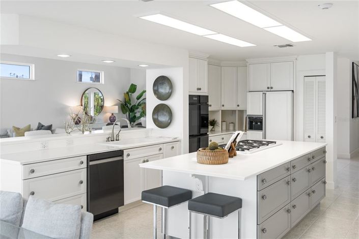 Image No.49-4 Bed Property for sale