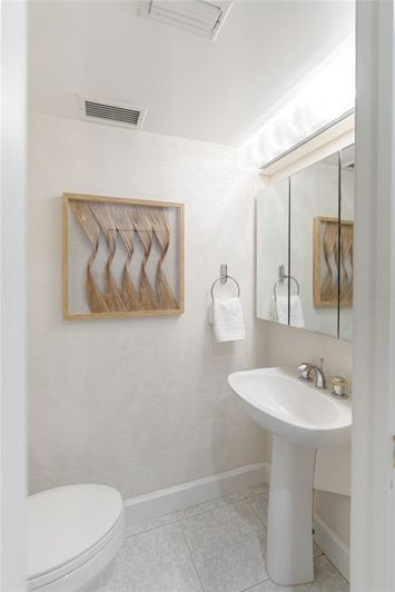 Image No.52-4 Bed Property for sale