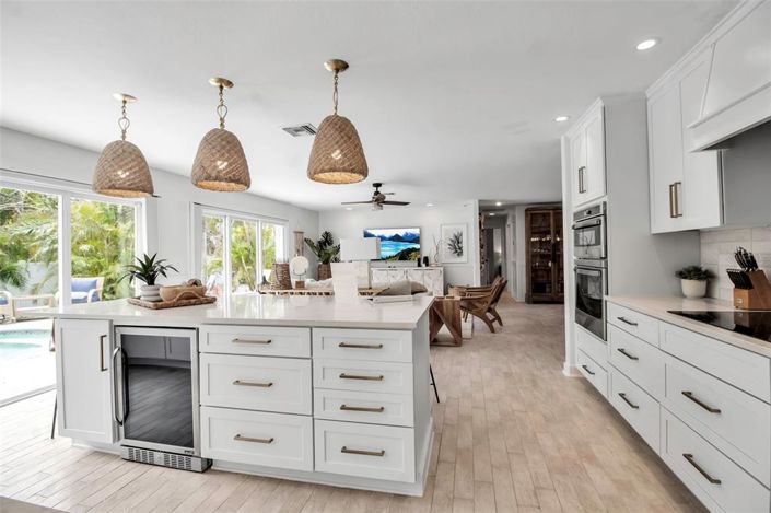 Image No.11-3 Bed Property for sale