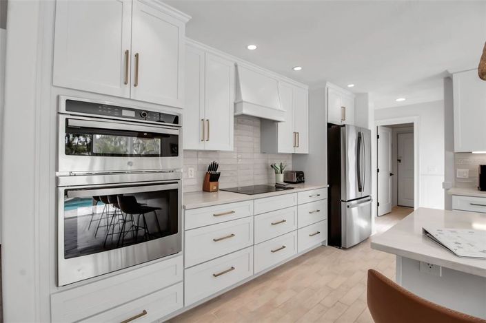 Image No.14-3 Bed Property for sale