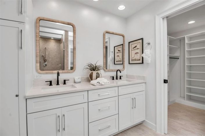 Image No.23-3 Bed Property for sale