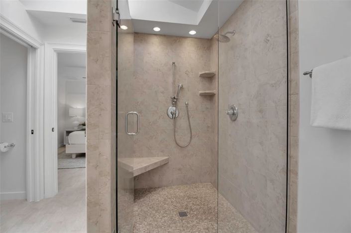 Image No.25-3 Bed Property for sale