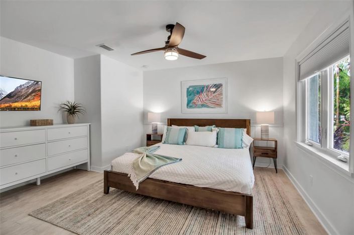 Image No.30-3 Bed Property for sale