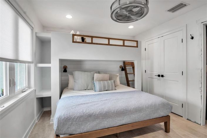 Image No.32-3 Bed Property for sale