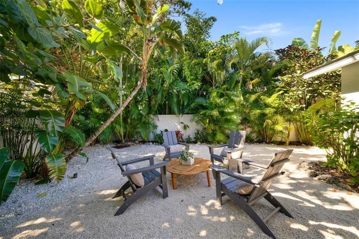 Image No.38-3 Bed Property for sale