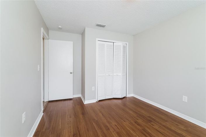 Image No.8-3 Bed Property for sale