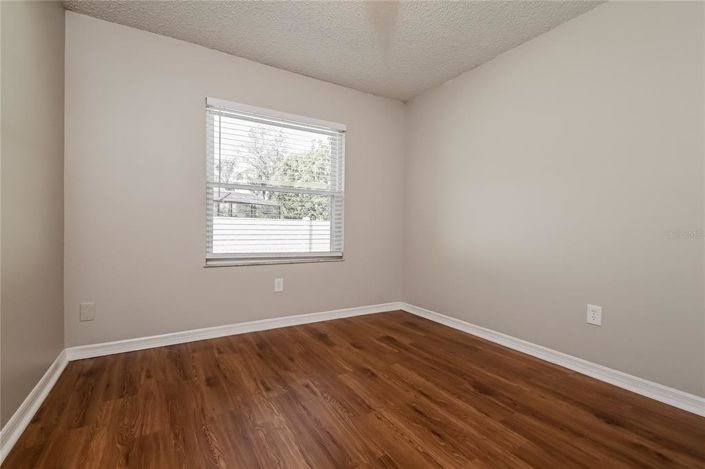 Image No.9-3 Bed Property for sale