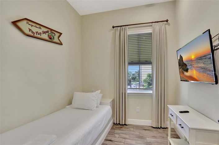 Image No.23-3 Bed Property for sale