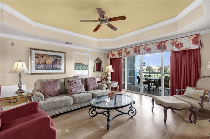 Image No.11-3 Bed Property for sale