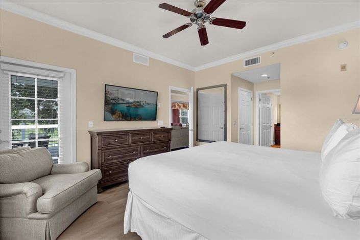 Image No.27-3 Bed Property for sale