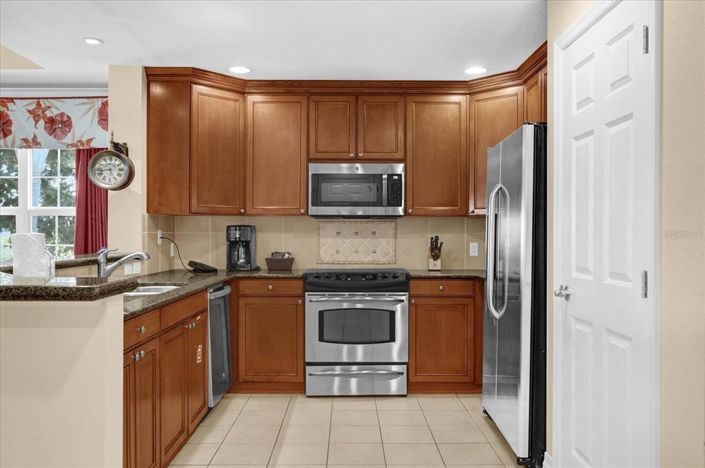 Image No.6-3 Bed Property for sale