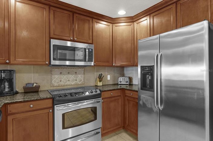 Image No.8-3 Bed Property for sale