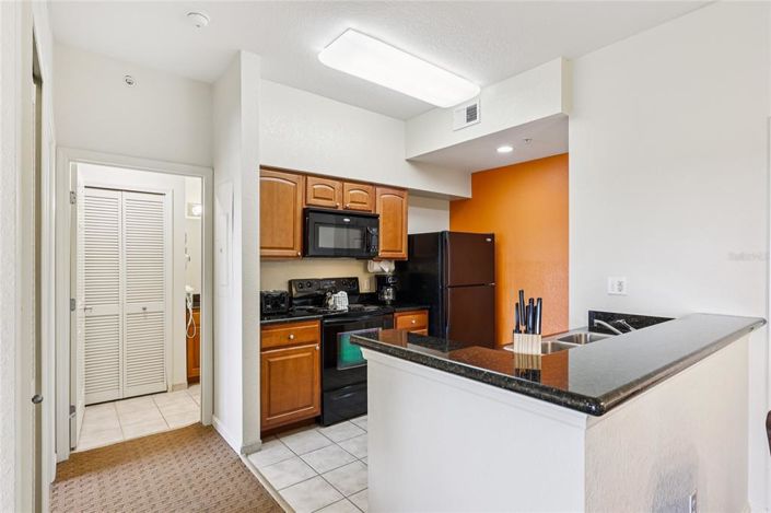 Image No.18-2 Bed Property for sale