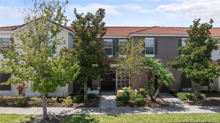 Image No.1-3 Bed Townhouse for sale