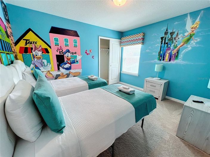 Image No.34-8 Bed Property for sale