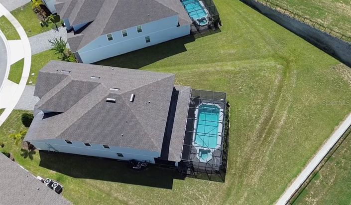 Image No.52-8 Bed Property for sale