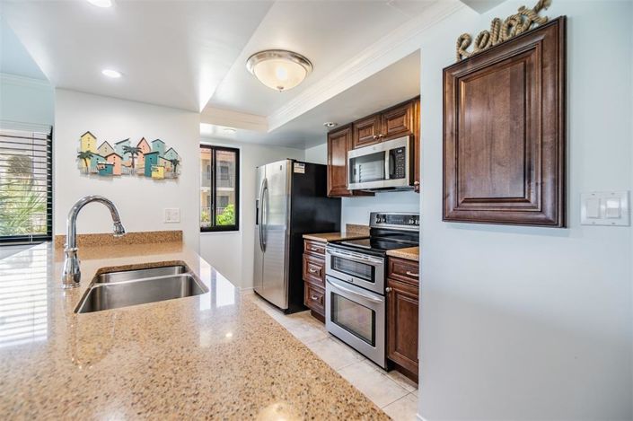 Image No.14-2 Bed Property for sale