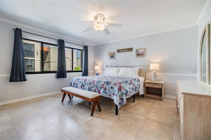 Image No.18-2 Bed Property for sale