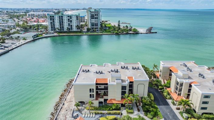 Image No.4-2 Bed Property for sale