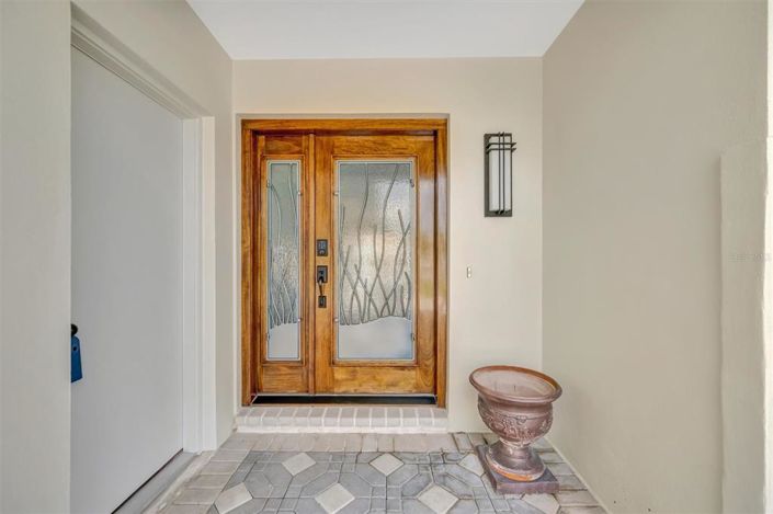 Image No.17-3 Bed Property for sale