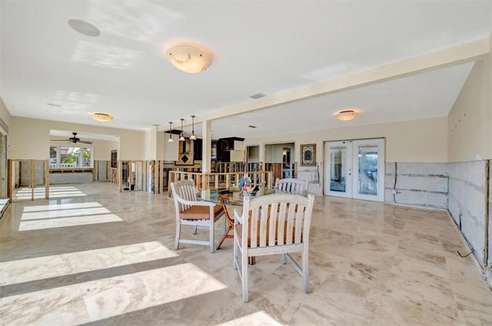 Image No.38-3 Bed Property for sale