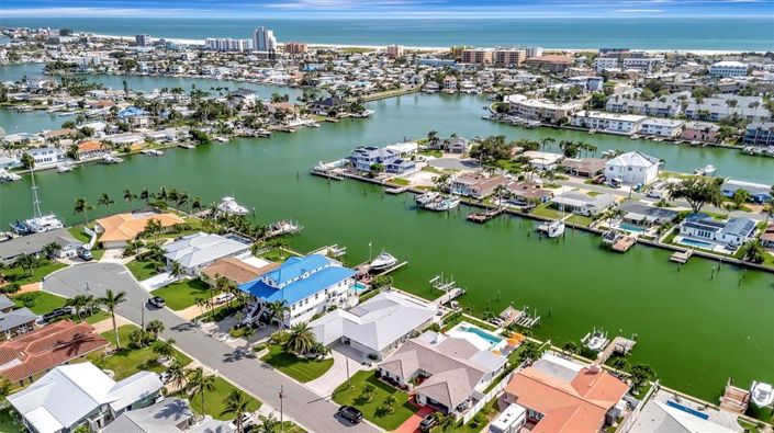 Image No.6-3 Bed Property for sale