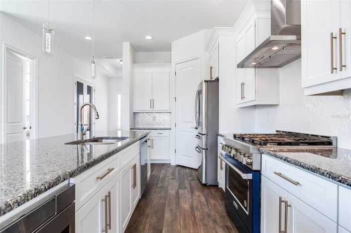 Image No.29-4 Bed Property for sale