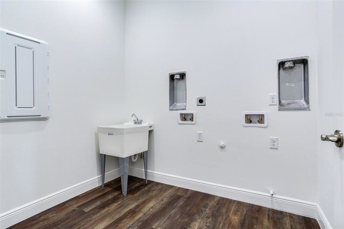 Image No.31-4 Bed Property for sale