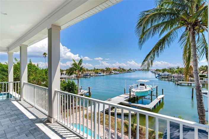 Image No.4-4 Bed Property for sale