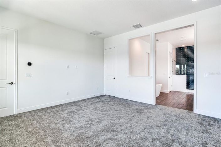 Image No.40-4 Bed Property for sale