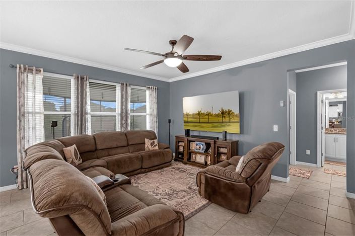 Image No.7-5 Bed Property for sale